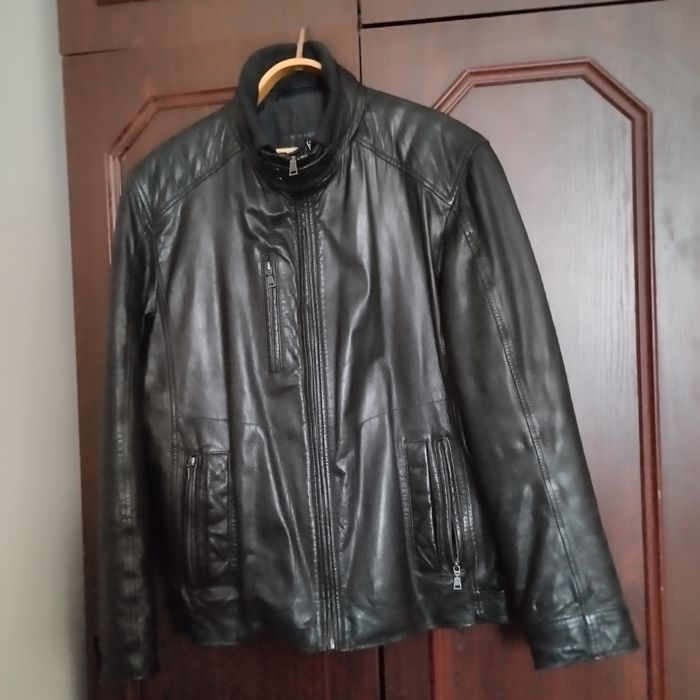 Продам шкіряну куртку bugatti