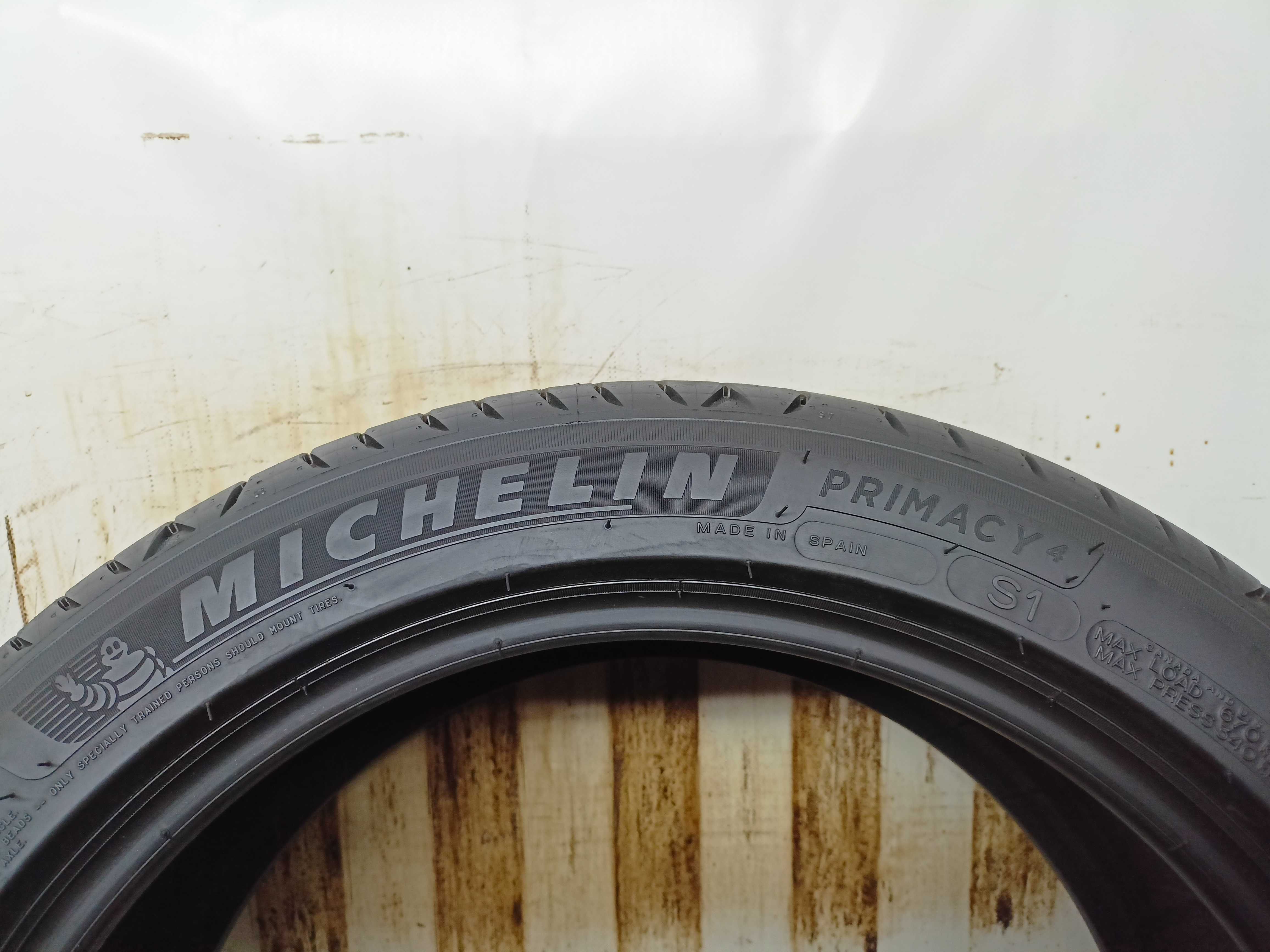 Michelin Primacy 4  225/45/17 22-23r. 94V 2x6,9mm (3113)