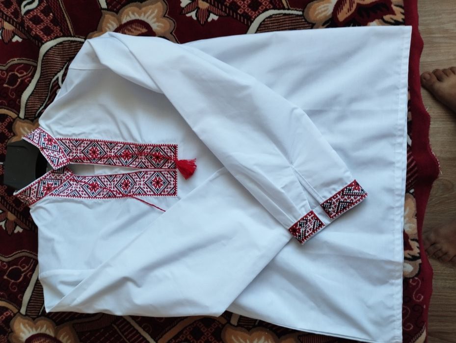 Продам вишиванку для хлопчика