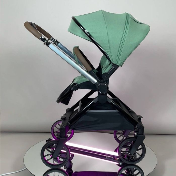 Прогулянкова коляска Luxmom B1