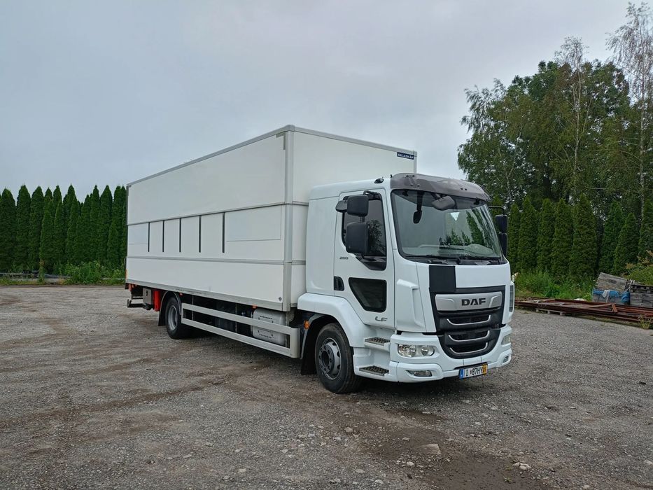 DAF LF  Daf Lf 16000KG DMC stan bardzo Dobry Regulowany Kontener.