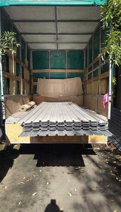 Продам вживаний профлист та квадратну трубу 80/80/3 у гарному стані.