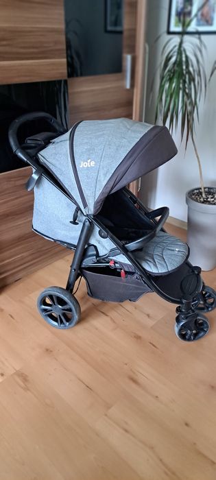 Sprzedam wózek joie literax 4