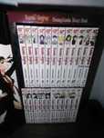 várias box sets manga