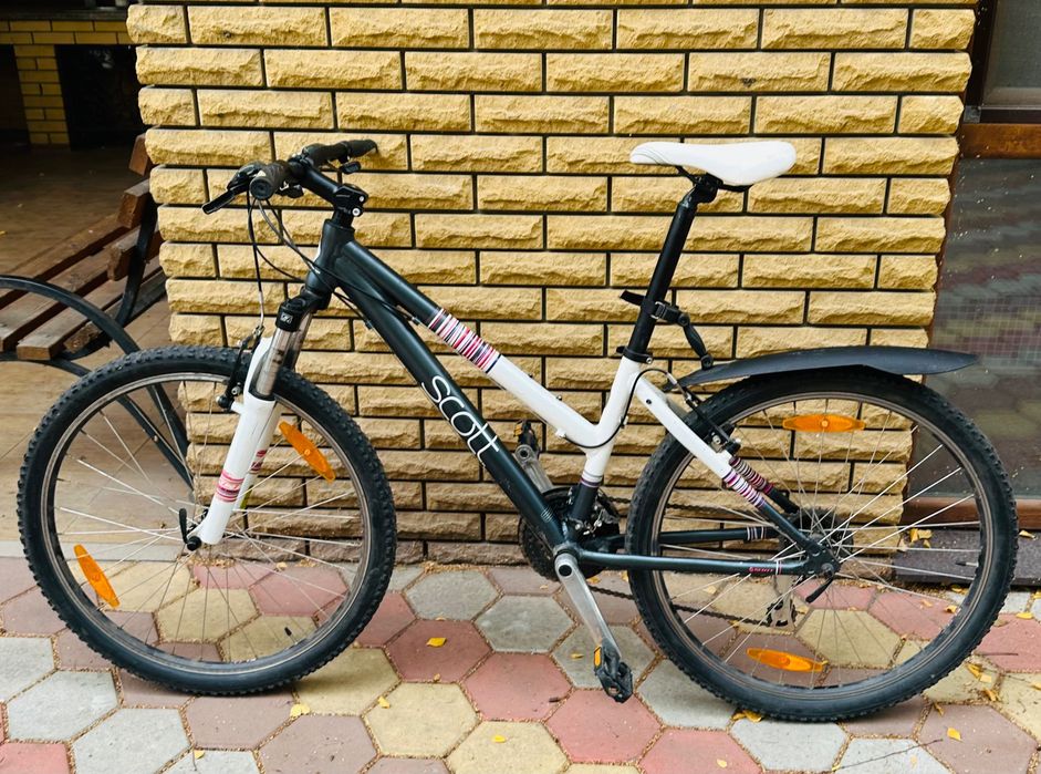 Велосипед горный - женский, подростковый SCOTT Contessa Active.