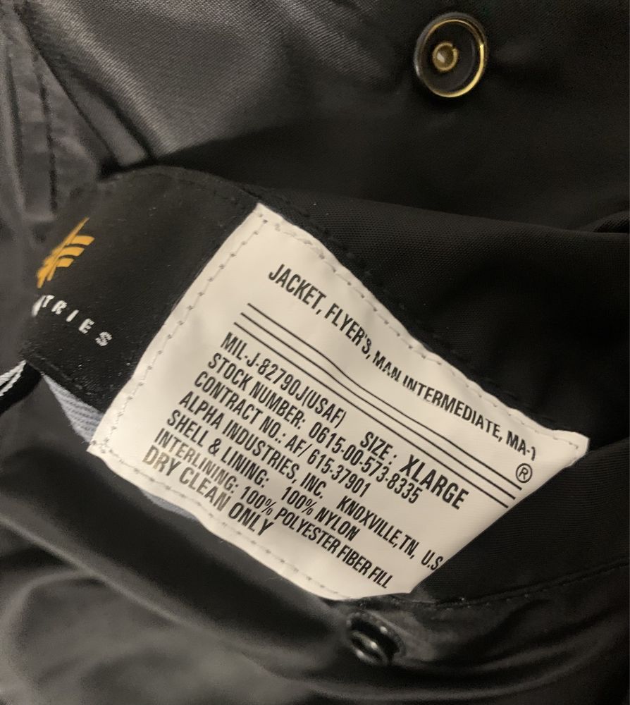 Alpha Industries MA-1 BOMBER JACKET