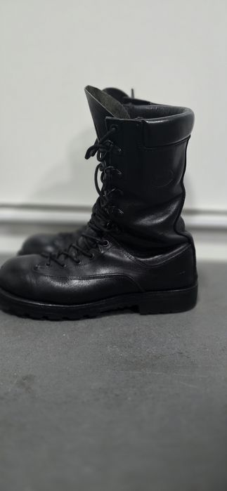 Botas OGFE tamanho 42