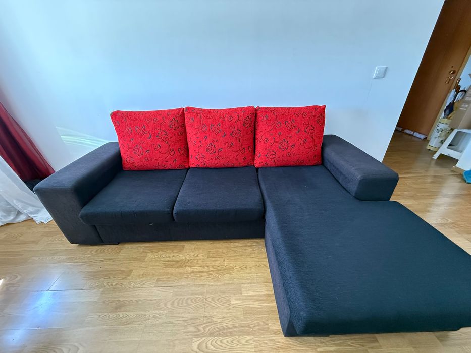 Sofá com chaise longue