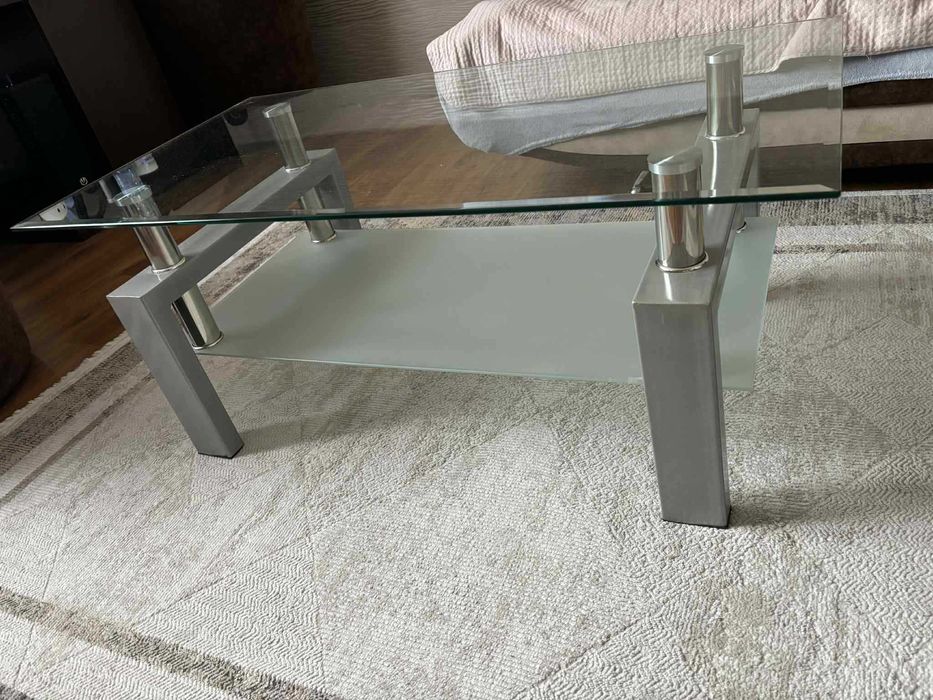 Stolik szklany dwupoziomowy