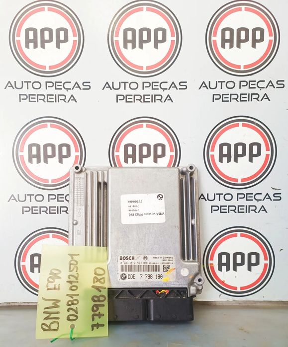 Centralina motor BMW E90 320D de 2006, referência 0281012501, 7798180 .