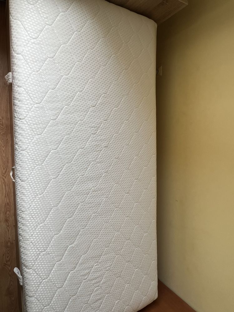 Łóżko pojedyncze  Młodziezowe 205 x 90