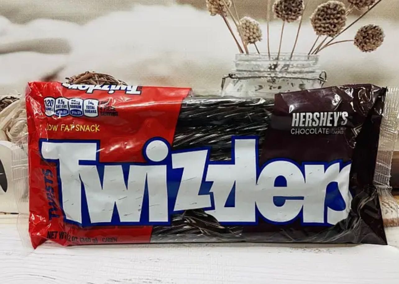 США Шоколадні цукерки желейні Twizzlers Hershey's Chocolate