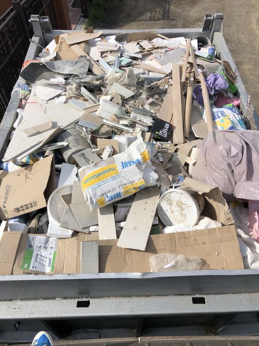 Доставка,вантажні перевезення,пісок,щебень,отсев,вивіз сміття,сміття,