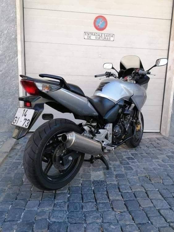 Honda CBF  600cc