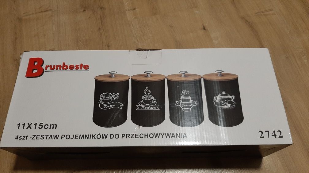 Zestaw pojemników do przechowywania żywności 4 sztuki i kasa fiskalna