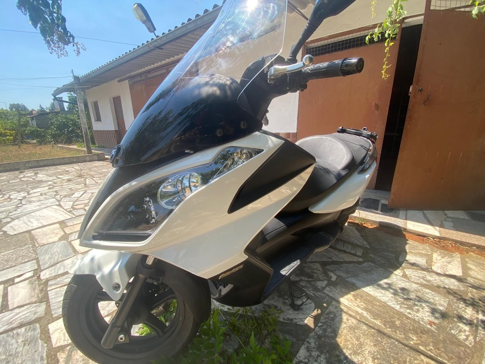 Vende-se como nova!