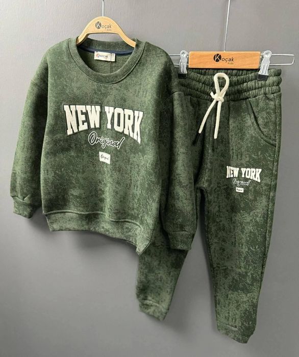 Dziecięce dresiki nowe