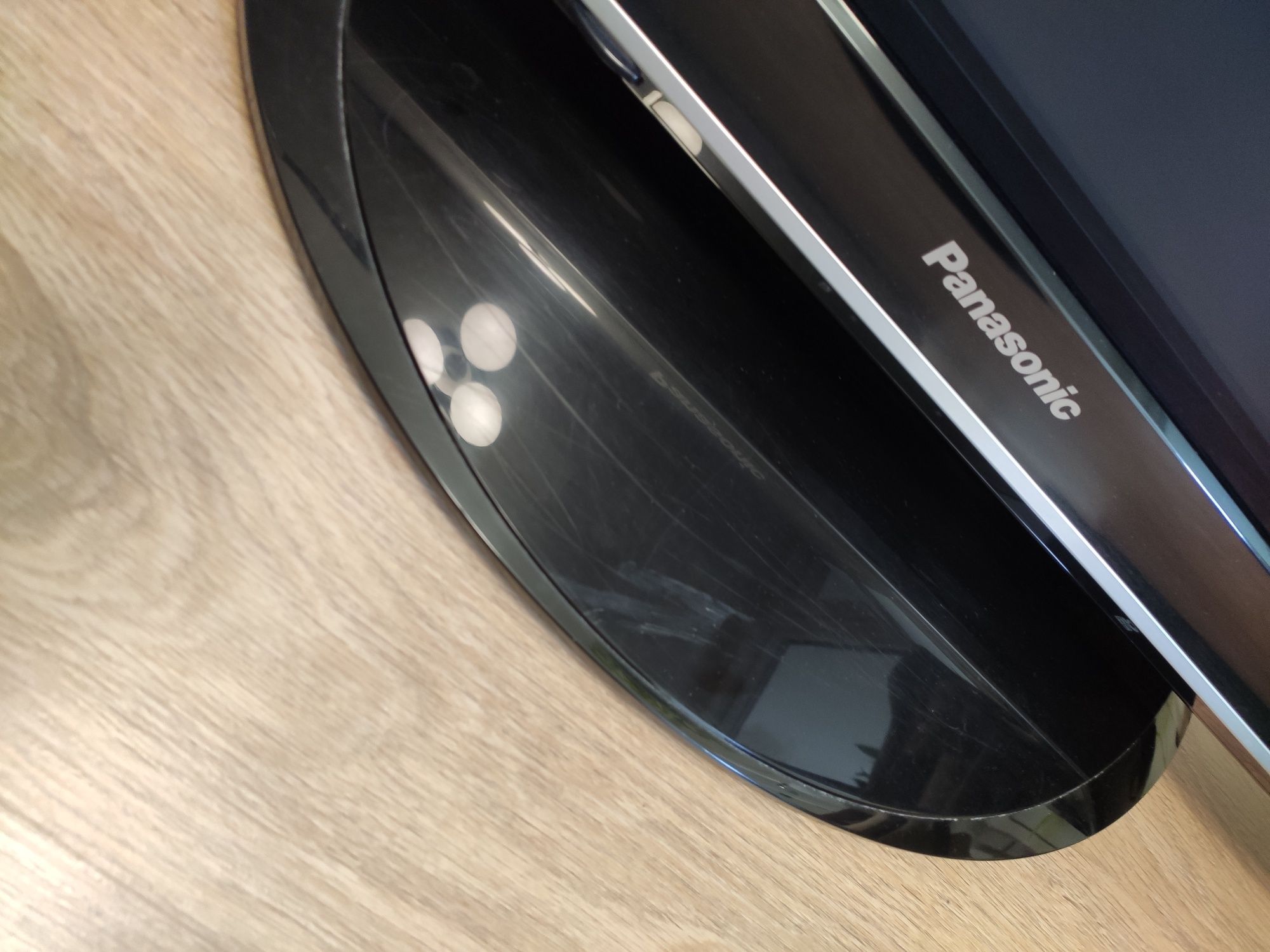 Telewizor Panasonic Viera TX-P42G10E  42 cale