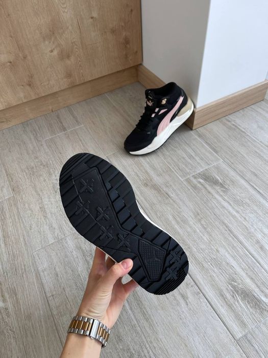 США! Жіночі кросівки Puma X-Ray Speed MID WTR 385869-05 Оригінал 38,39