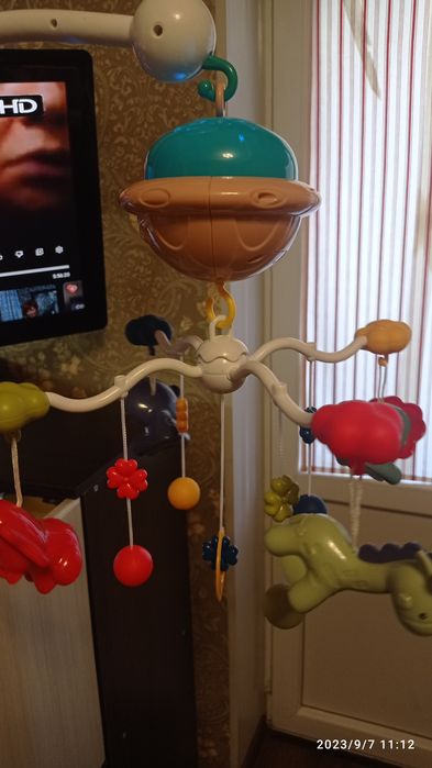 Детский мобиль на манеж, погремушку на коляску. Все новое.