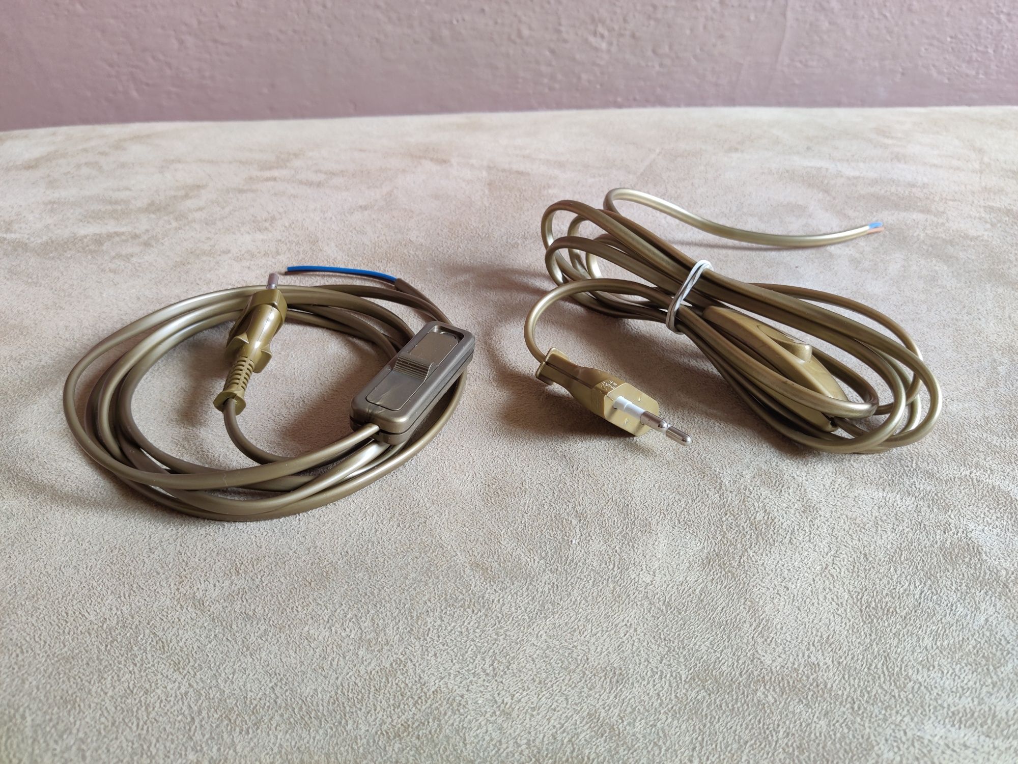 Kabel z wtyczką i włącznikiem - kolor antyczne złoto