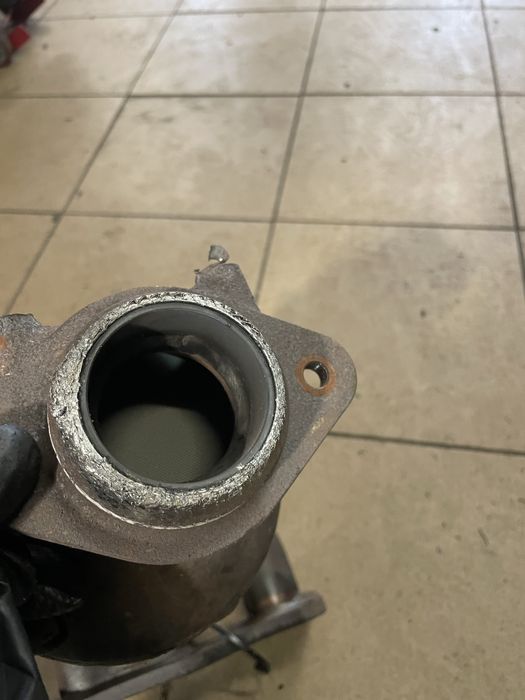 Katalizator dacia reno 208A03629r