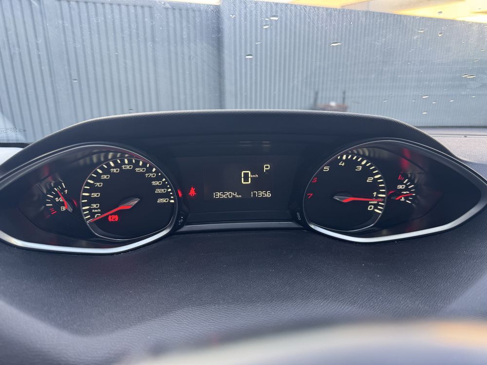 Peugeot 308 1.2THP 130cv 2016 Allure Full extras