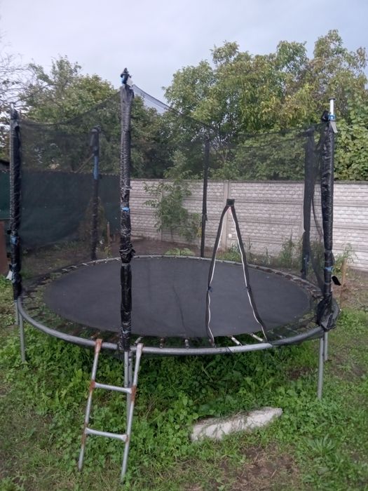 Trampolina ponad 3 metry