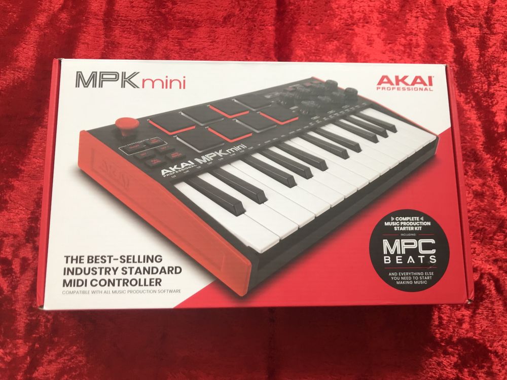 Міді клавіатура AKAI MPK Mini MK 3 Нова