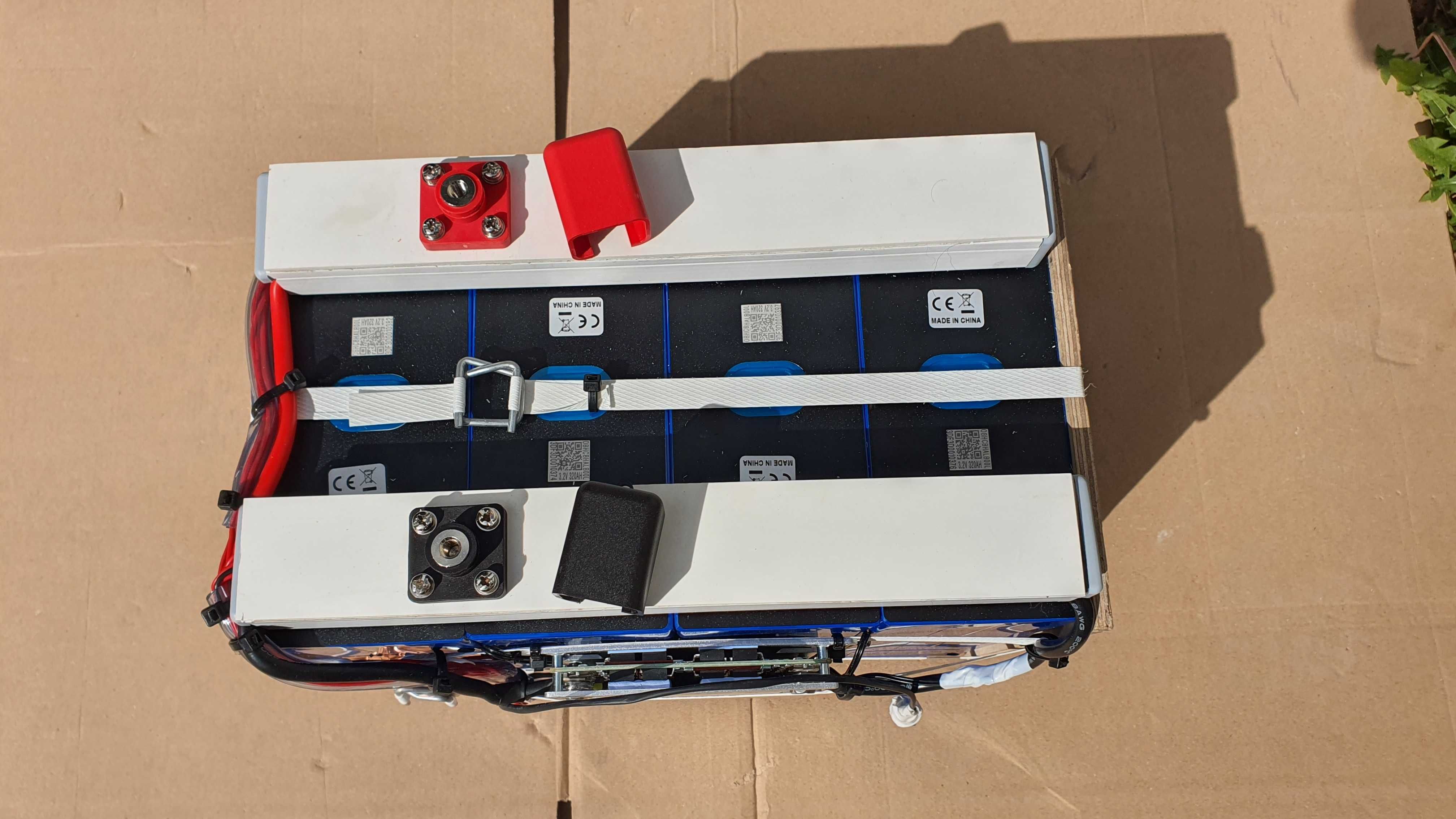 Akumulator LiFePO4 12.8V 300Ah z BMS  Bluetooth Kamper PV UPS Łodzie