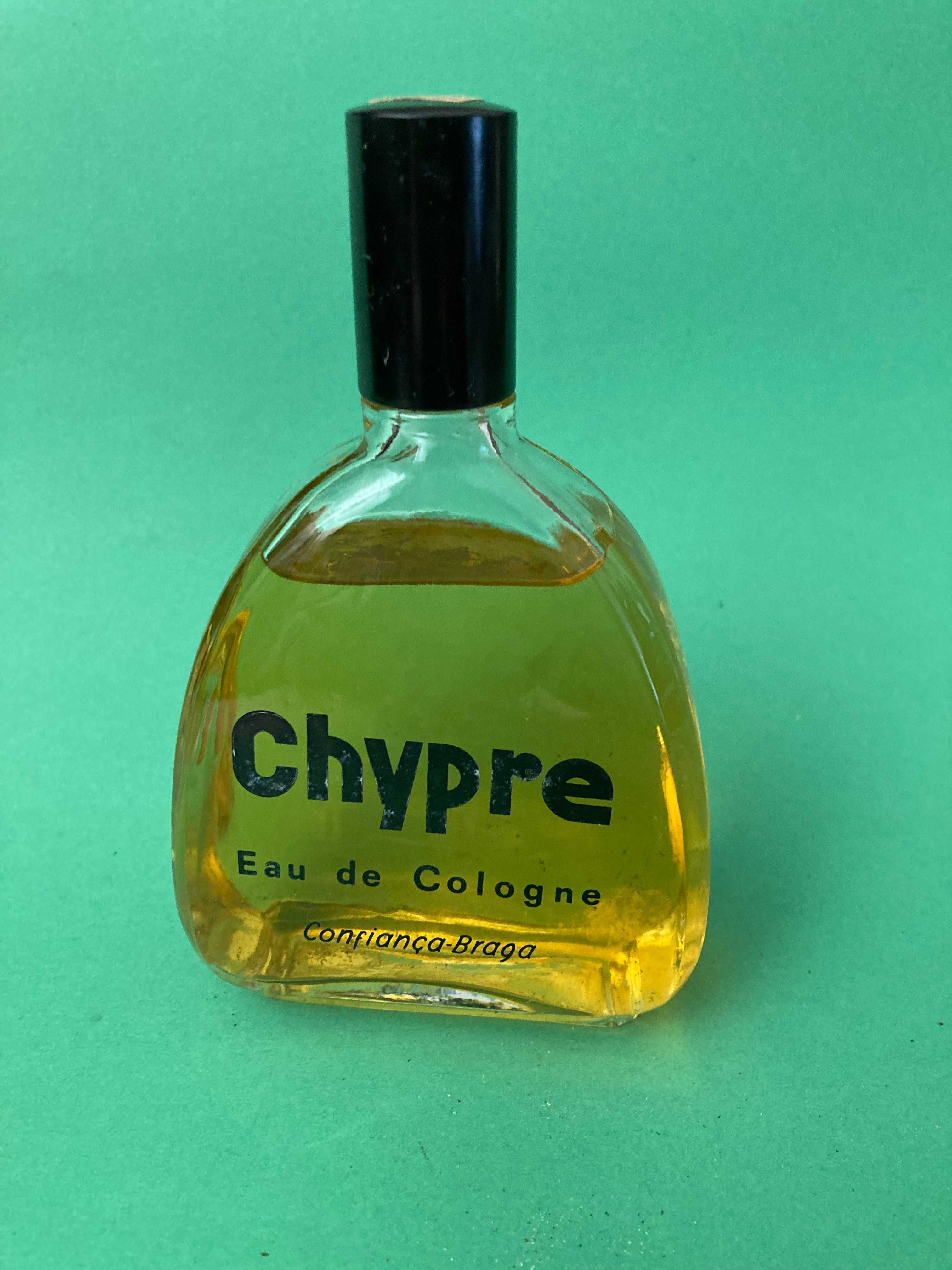 Frasco de Água de Colónia Chypre Confiança Antigo