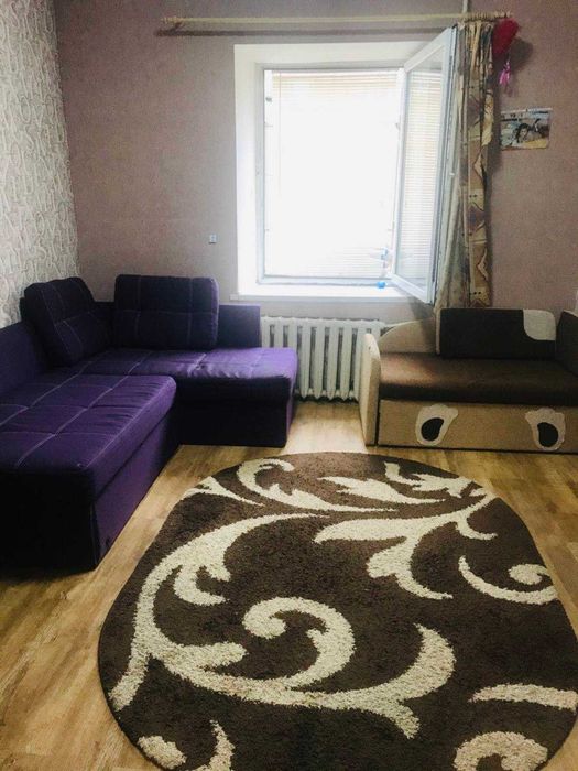 Продам 2 квартиру Центр Нежинская