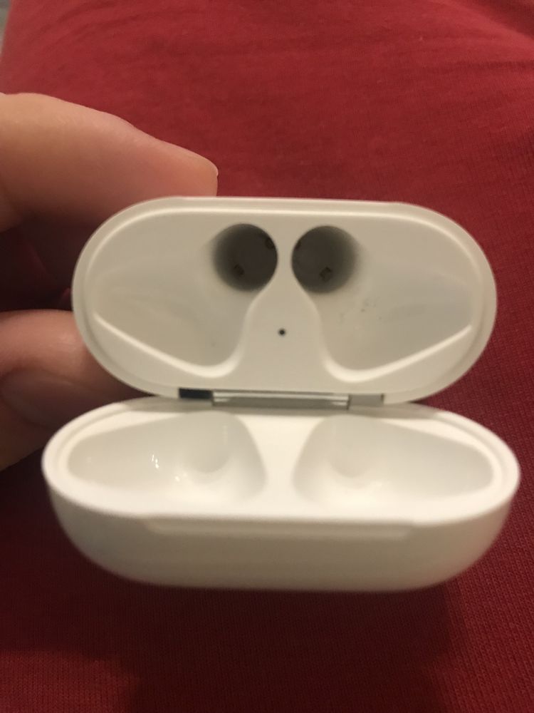 Etui Pudełko ładujące do słuchawek AirPods 1 , 2 model A1602