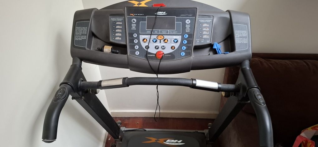 Passadeira de Correr Xenon Pro G6412 BH