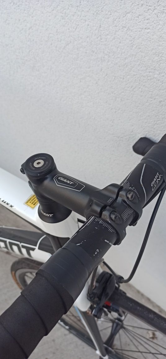 GIANT DEFY 1, Shimano 105, Rozmiar 56  M/L