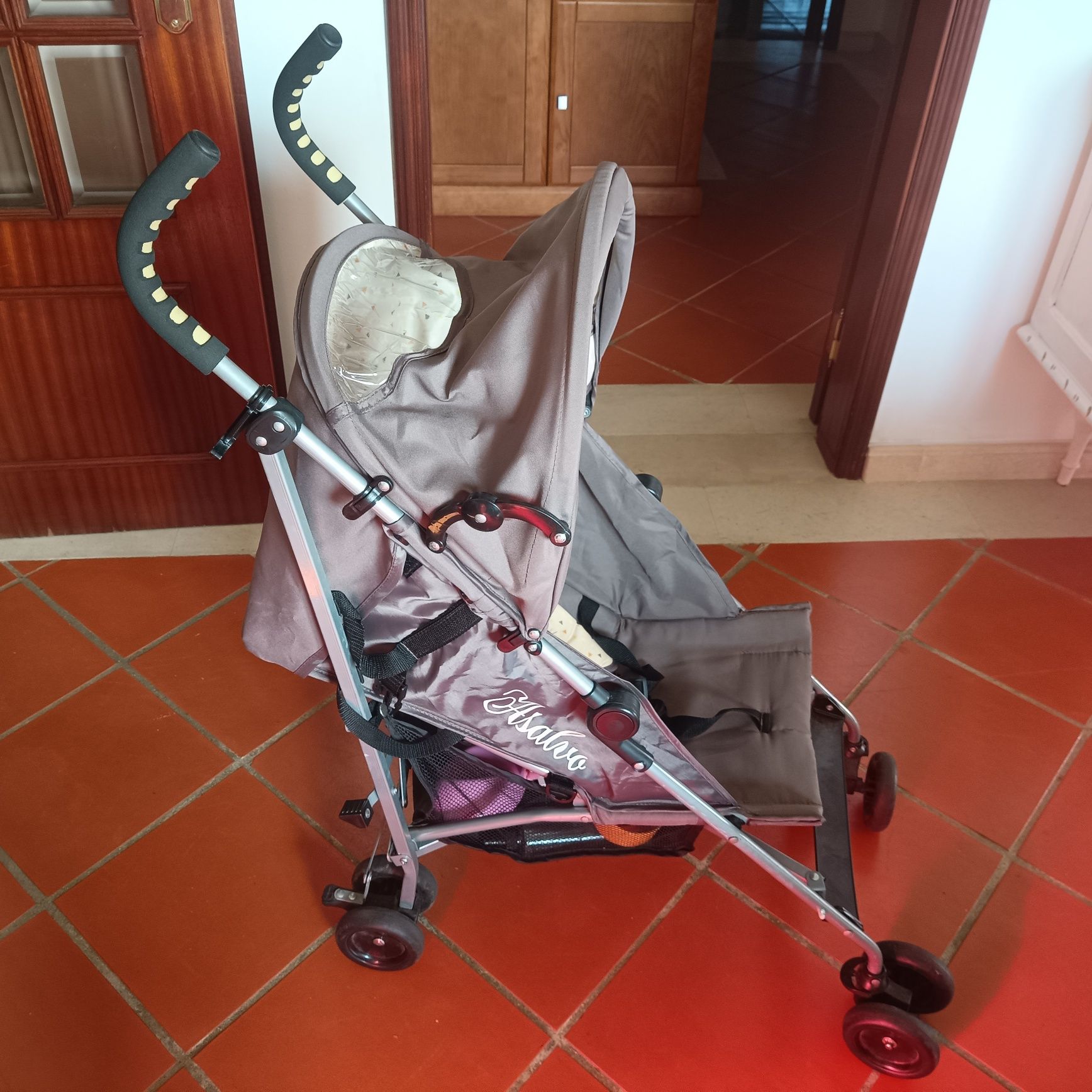 Carrinho de bebé