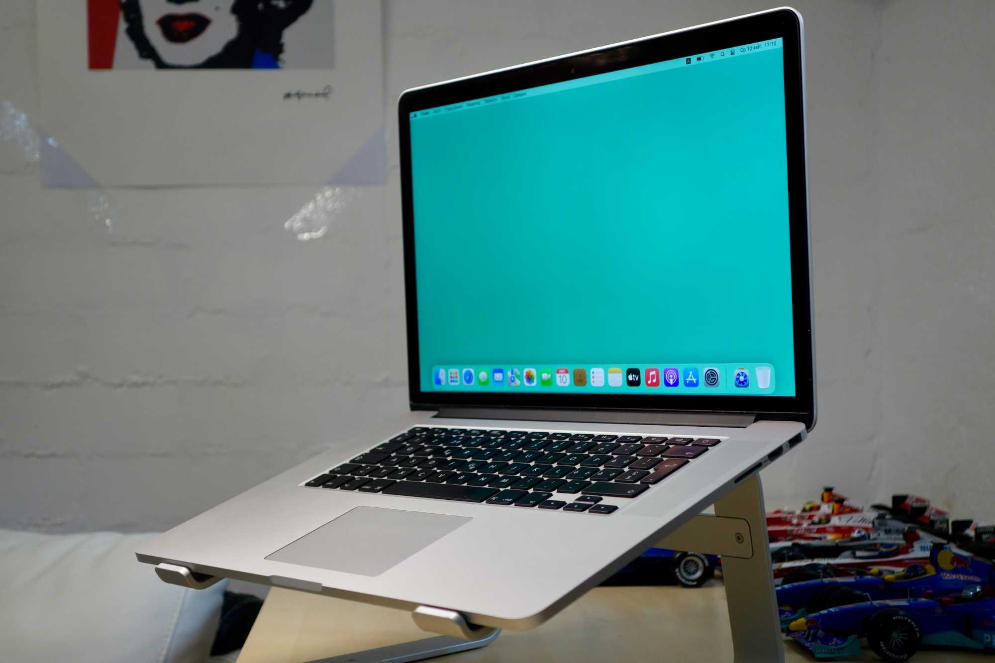 Apple MacBook Pro 15 2015 Топ стан ноуту і батареї.