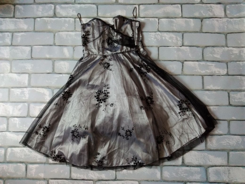 Sukienka 38 rozkloszowana S M srebrna czarna haftowany tiul na wesele