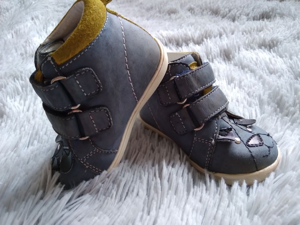 Buty Mido Noster