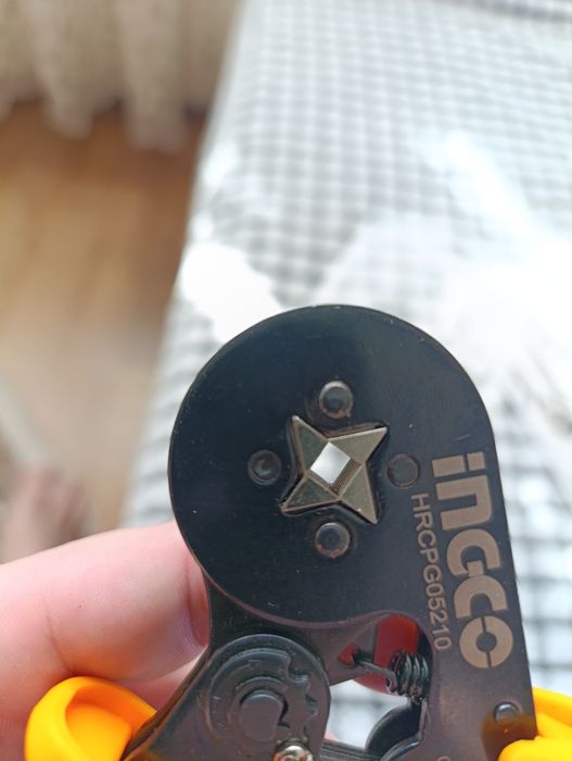 Кліщі для обтиску INGCO HRCPG05210