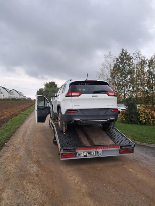 Pomoc drogowa laweta autolaweta wszystko do 5 ton