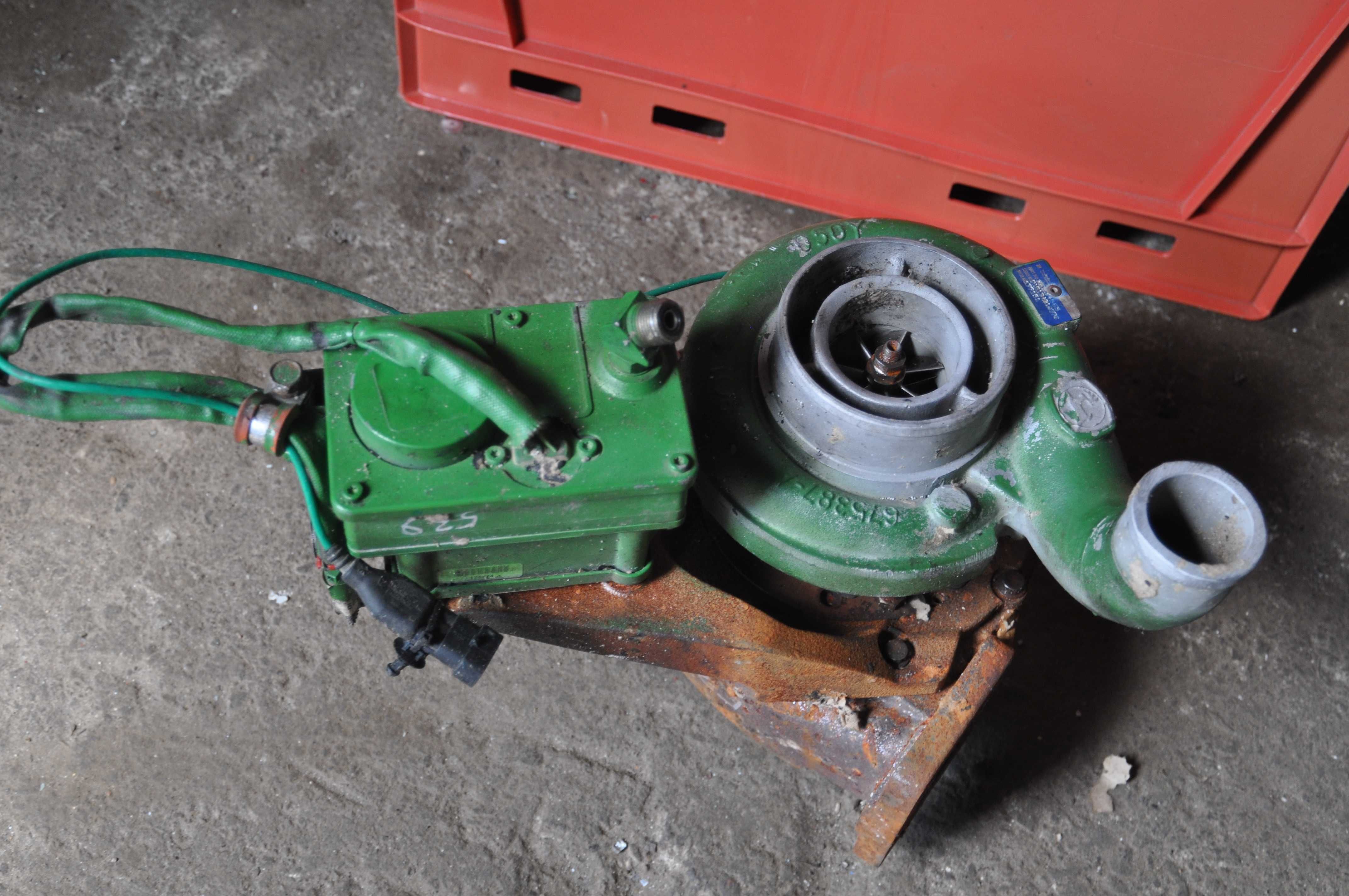 John Deere турбина 675387-a 177151