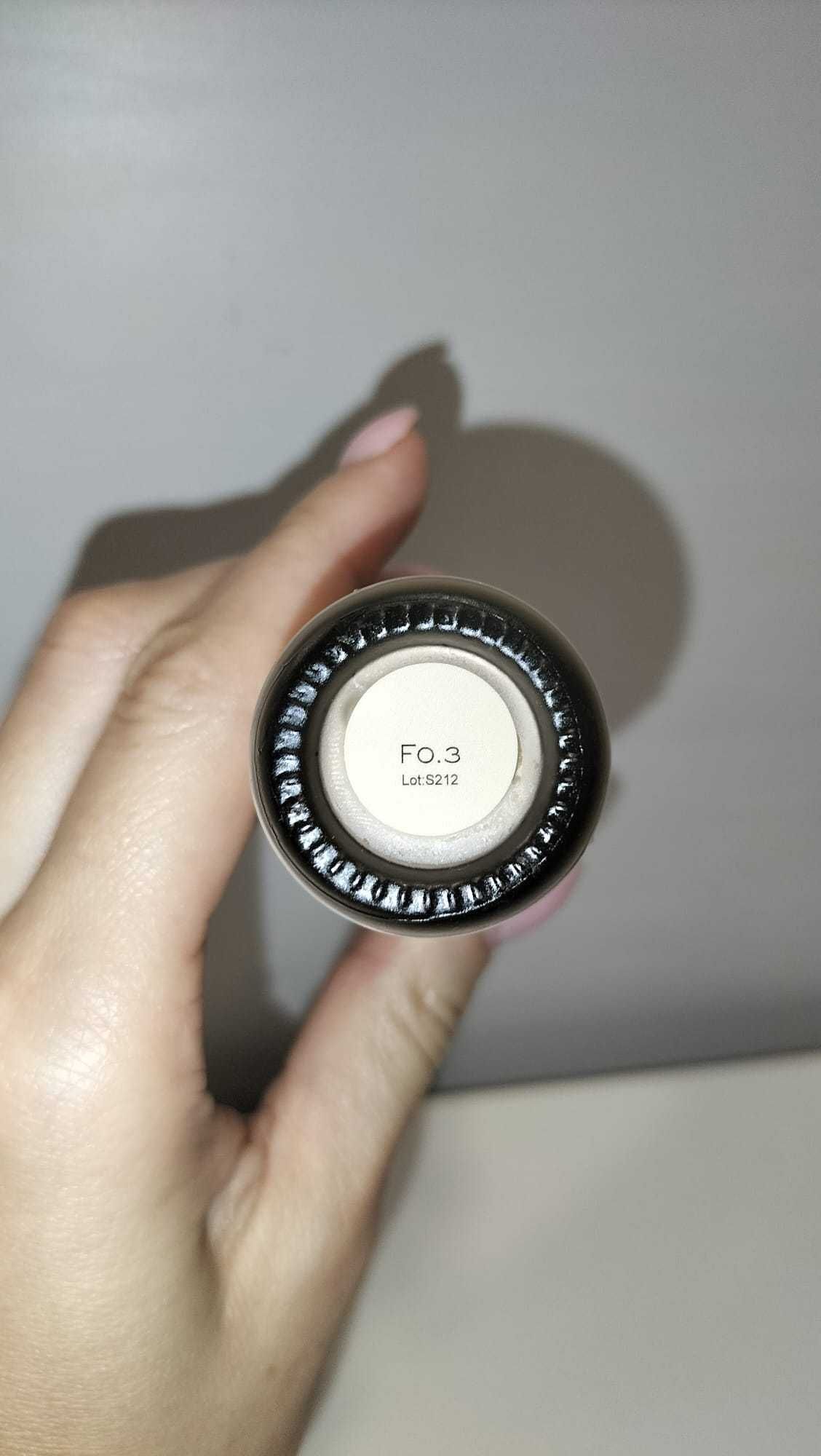 Base Revolution Conceal & Glow