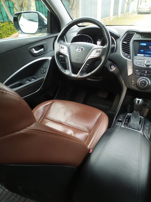 Продам автомобиль. Hyundai SANTA FE 2013 р.в. Максимальна комплектація