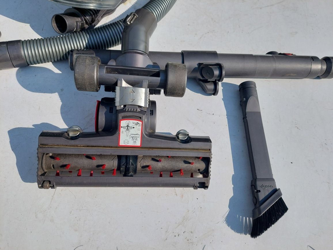 Odkurzacz dyson dc 52 z turbo