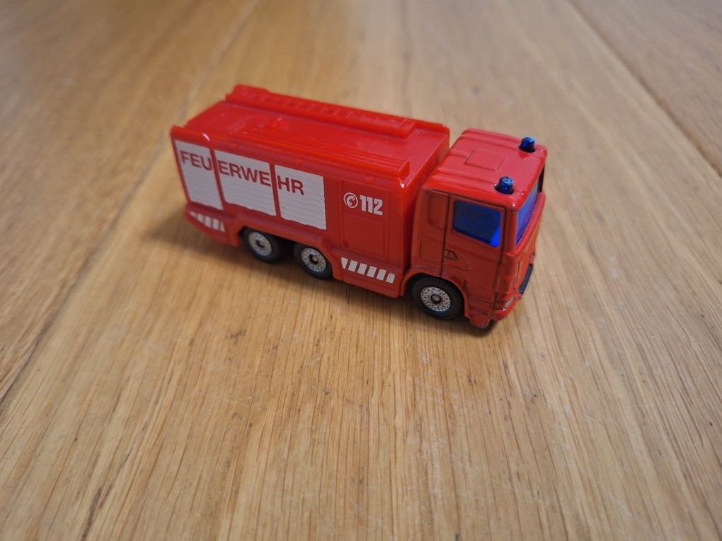 Autka metalowe resoraki zestaw Hot wheels Siku