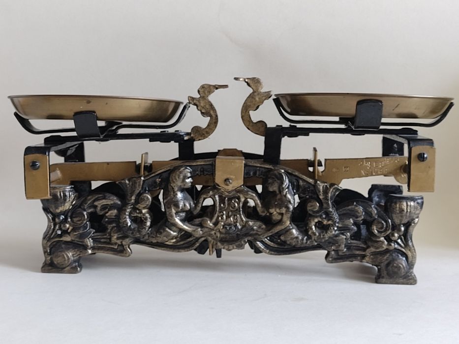 Zabytkowa Waga szalkowa 3 kg