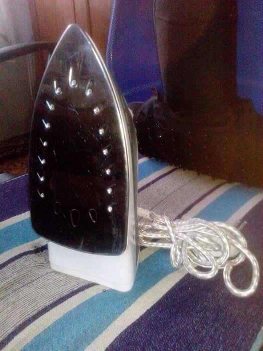 Утюг Clatronic DB 3105