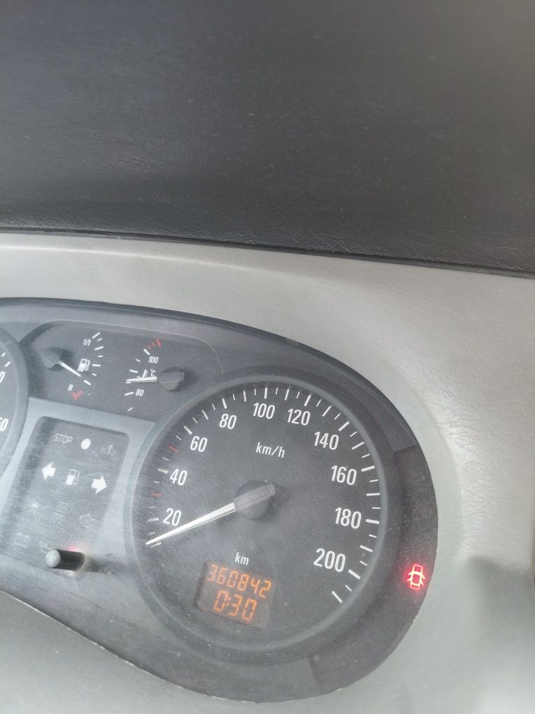 opel vivaro 1.9 2004 motor avariado