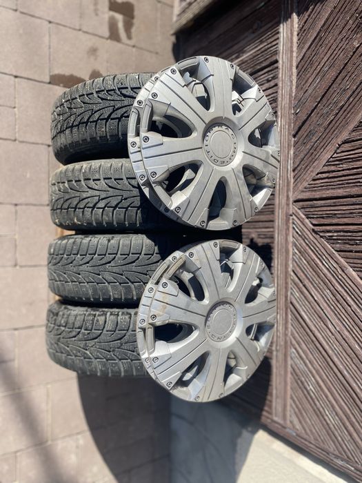 Продам комплект зимової резини на дисках. 175/70/R13 82T